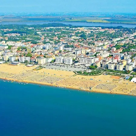 Stylish Flat With Terrace For Your In