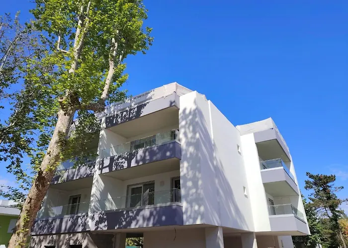 Stylish Flat With Terrace For Your In * Bibione